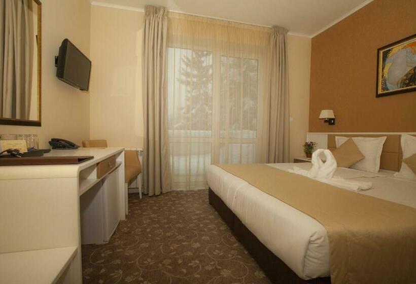 标准间带山景, Family Hotel Saint George