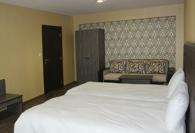 סוויטה, Family Hotel Silistra