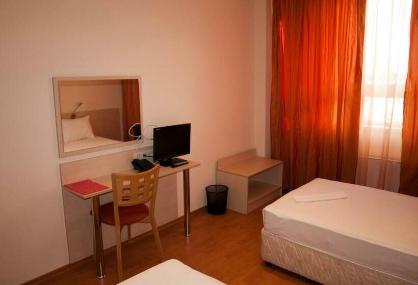 スタンダードルーム, Astra