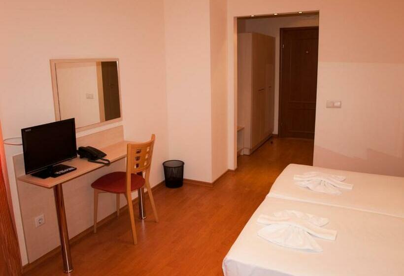 スタンダードルーム, Astra