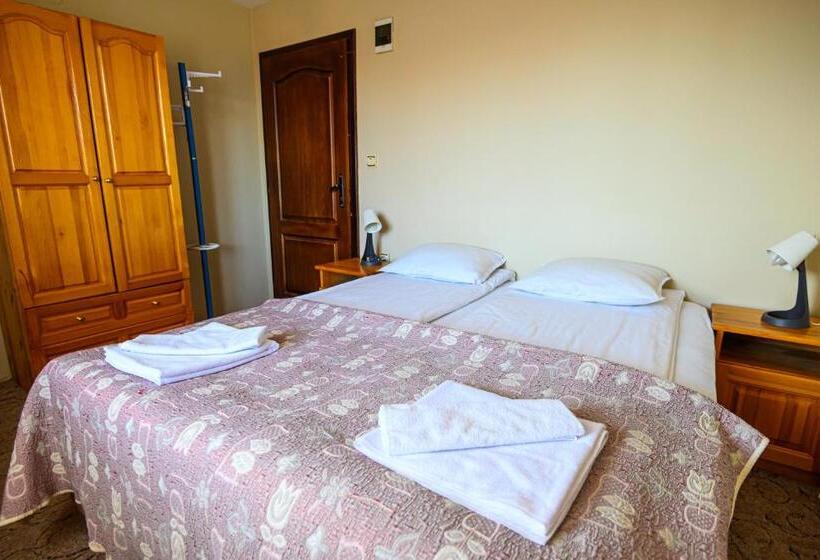 エコノミールーム, Family Hotel Chichin