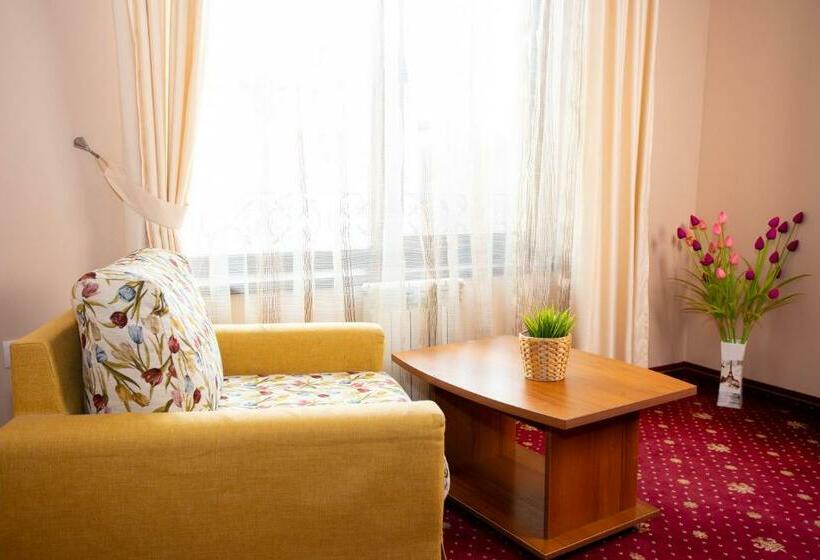 スタンダードルーム, Contessa