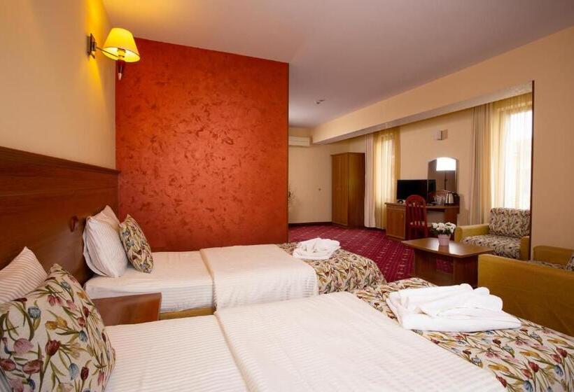 スーペリアールーム, Contessa