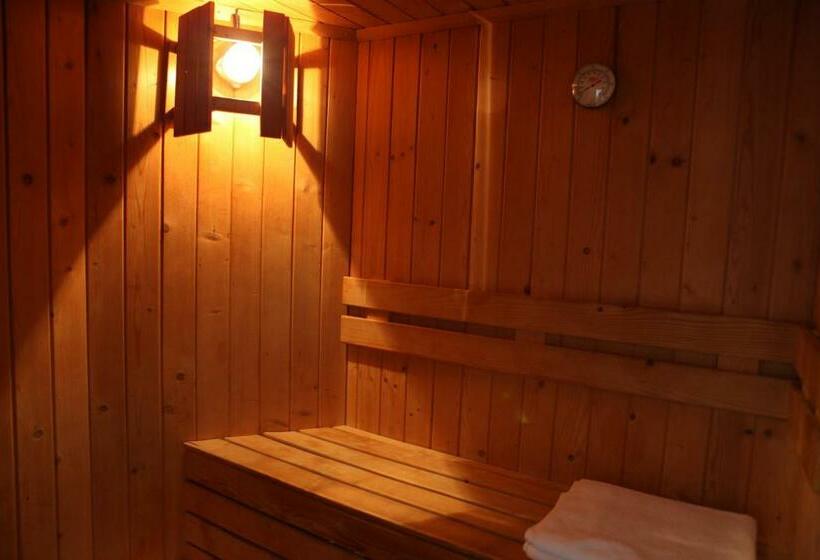 Апартаменты Deluxe 1 Спальня, Edi