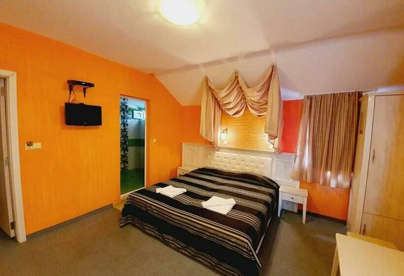 חדר סופריור לארבעה, Family Hotel Paros