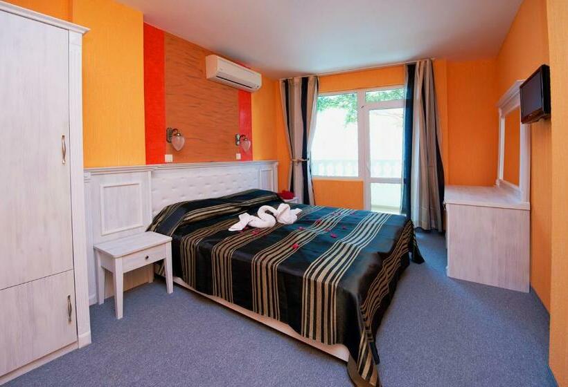 Quarto Estandar com Sacada, Family Hotel Paros