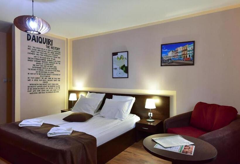 غرفة قياسية مزوَّدة بشُرفة, Ida