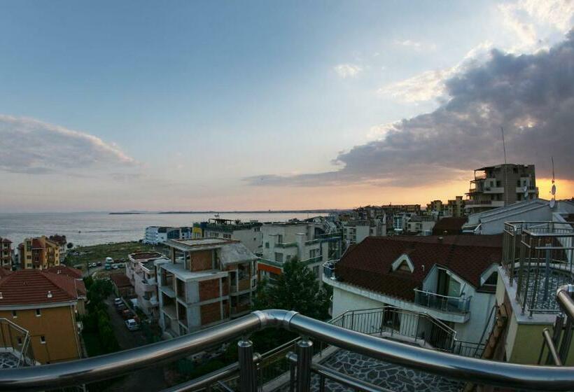 شقة غرفة نوم واحدة مزودة بشُرفة, Jbh