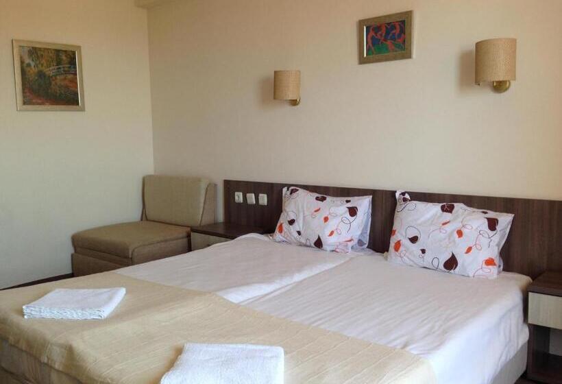 小型套房带海景, Laguna