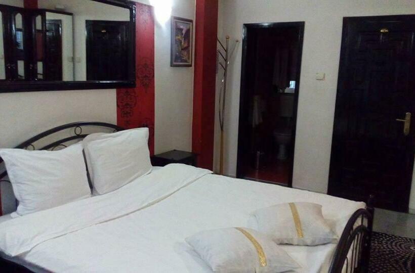 اتاق استاندارد, Mini Hotel Bohemi