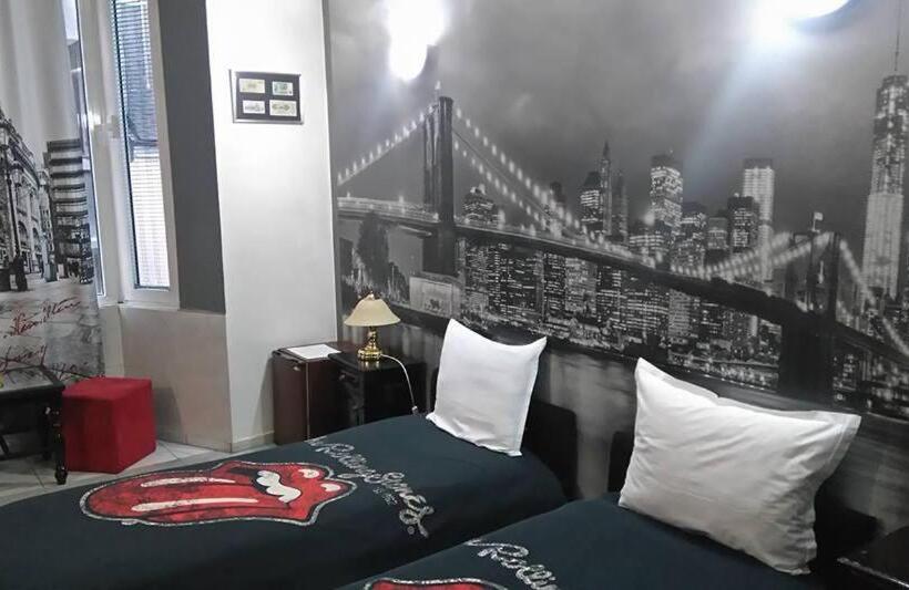 اتاق استاندارد, Mini Hotel Bohemi