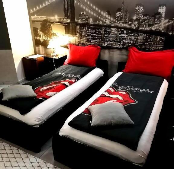 اتاق استاندارد, Mini Hotel Bohemi