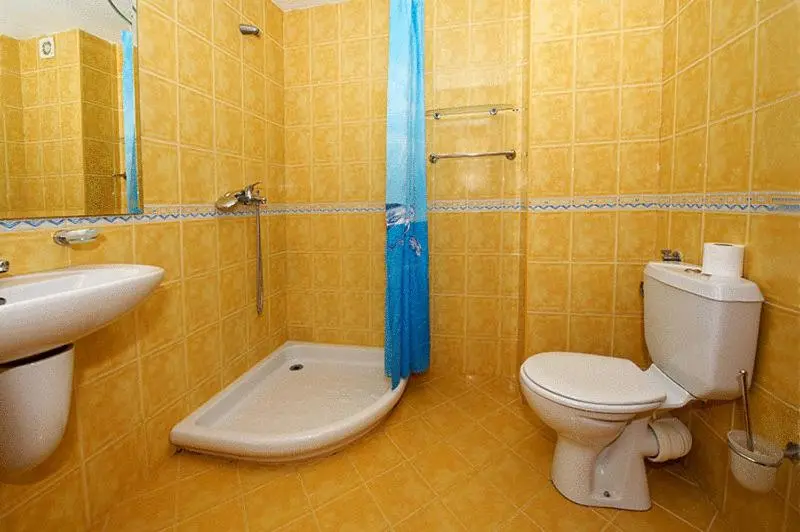 سوییت جونیور, Paradise Hotel & Relax Center