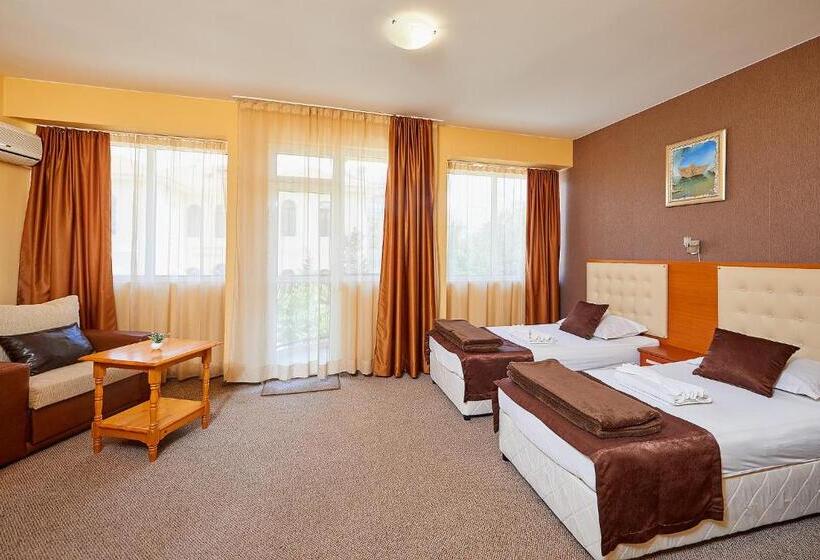 דירת חדר, Peneka