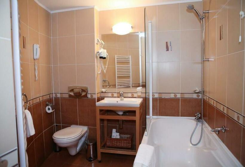 デラックスルーム, Perperikon