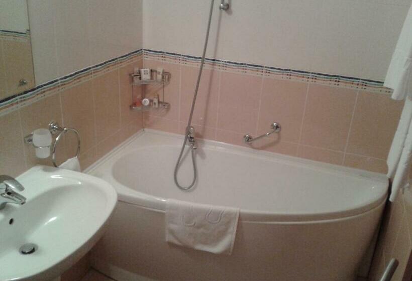 スタンダードルーム, Perperikon