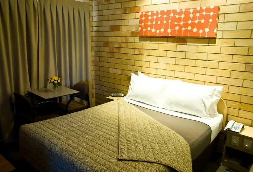 スタンダードルーム, Starlight Motor Inn