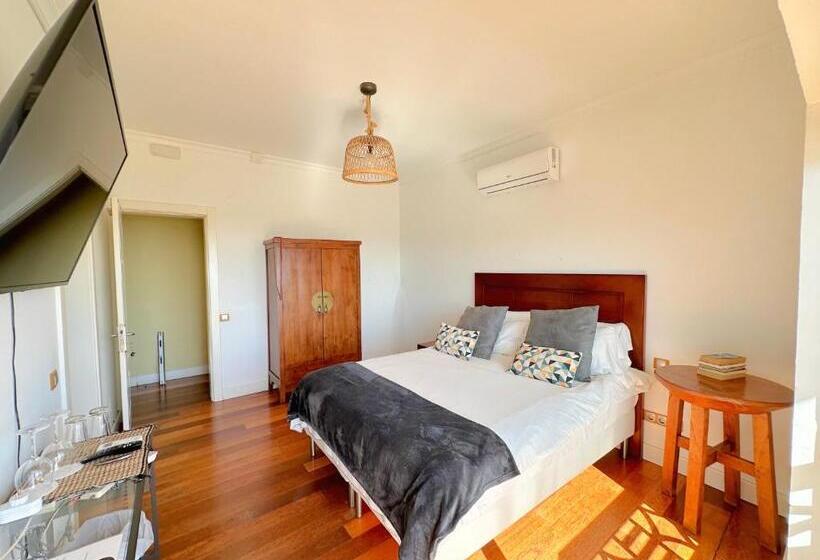 オーシャンビュースタンダードルームバルコニー付き, Villa Dama By Airnest