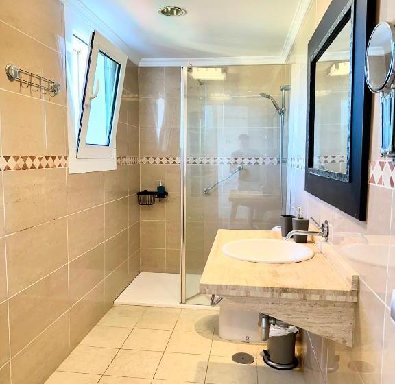 オーシャンビュージュニアスイート, Villa Dama By Airnest