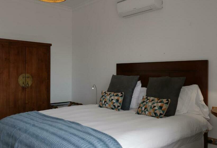 オーシャンビュースタンダードルームバルコニー付き, Villa Dama By Airnest