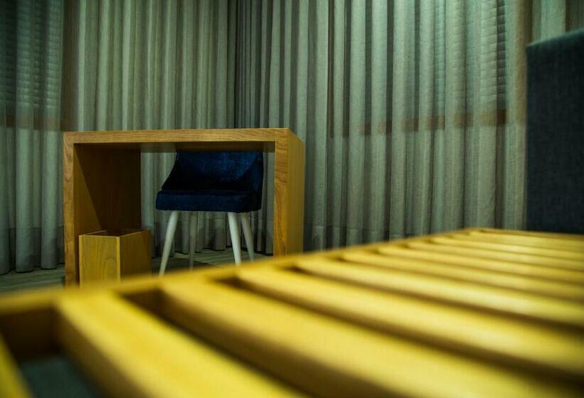 غرفة قياسية, Villa Prime