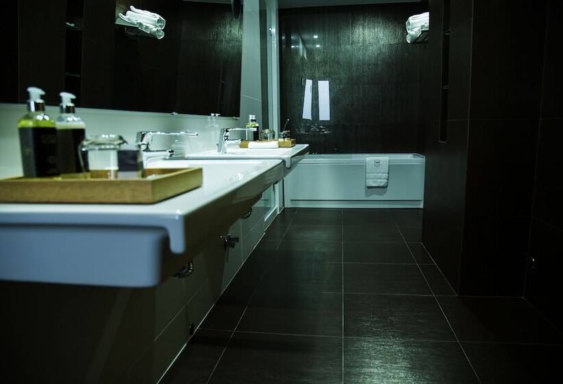 جناح ديلوكس, Villa Prime