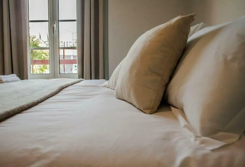 اتاق استاندارد با سرویس بهداشتی مشترک, Most Art Boutique Hostel