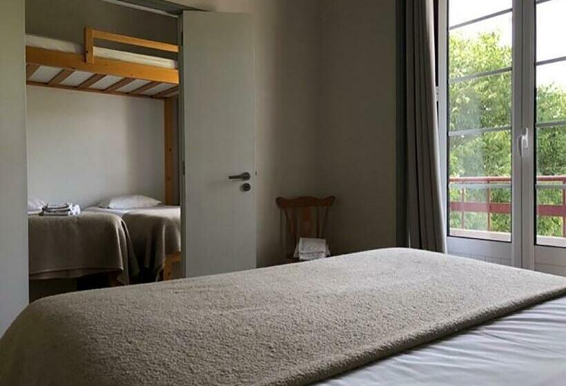 اتاق خانوادگی با سرویس بهداشتی مشترک, Most Art Boutique Hostel