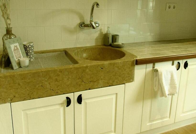 غرفة قياسية فردية حمام مشترك, Most Art Boutique Hostel