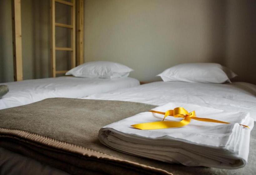 غرفة قياسية ثلاثية حمام مشترك, Most Art Boutique Hostel