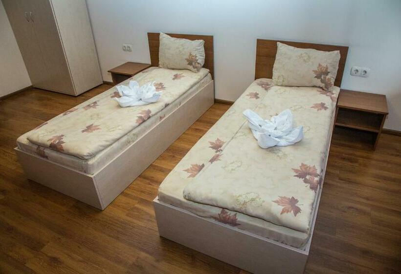 스탠다드 룸, West