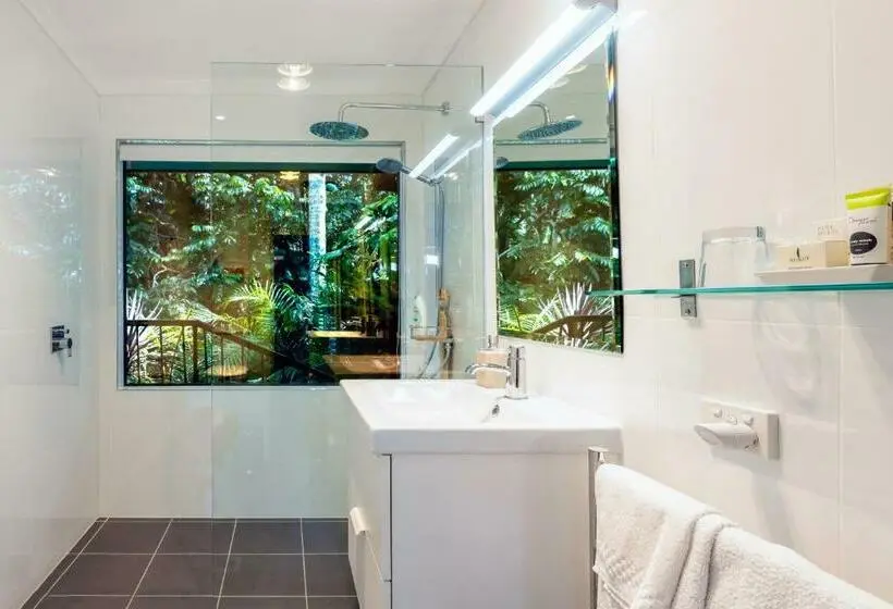 スイート, Avocado Sunset Bed & Breakfast