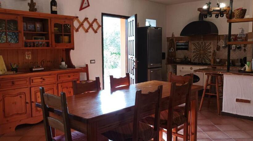 דירת שני חדרים, B&b Meladormo