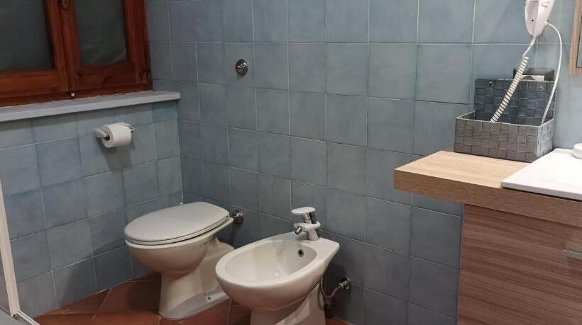 חדר סטנדרט עם מיטת קינג, B&b Meladormo