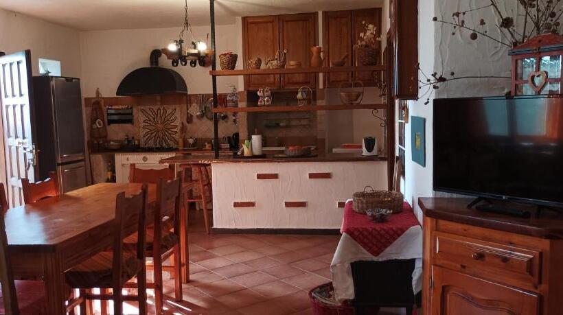 חדר סטנדרט עם מיטת קינג, B&b Meladormo