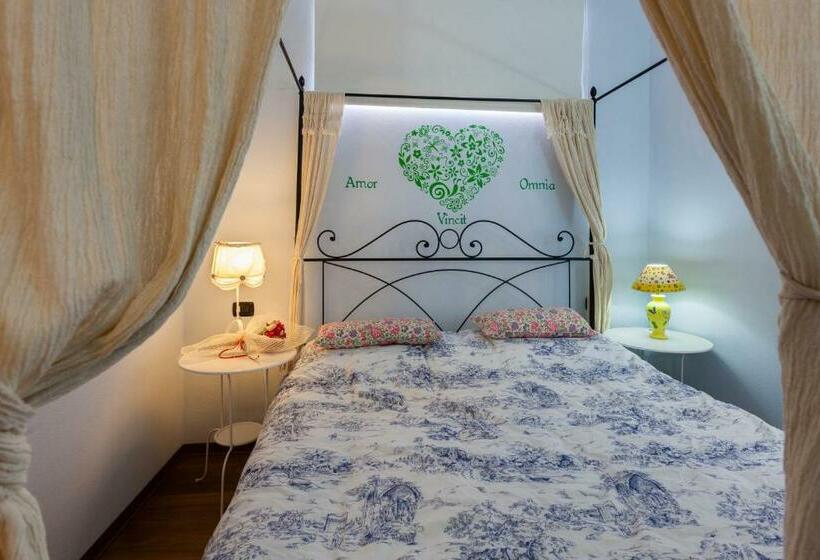 套房, La Casa Del Poeta