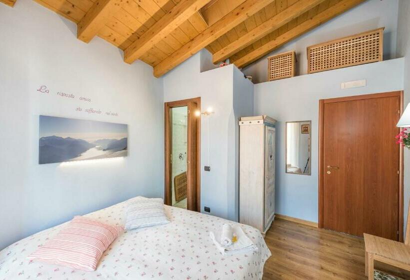 标准间, La Casa Del Poeta