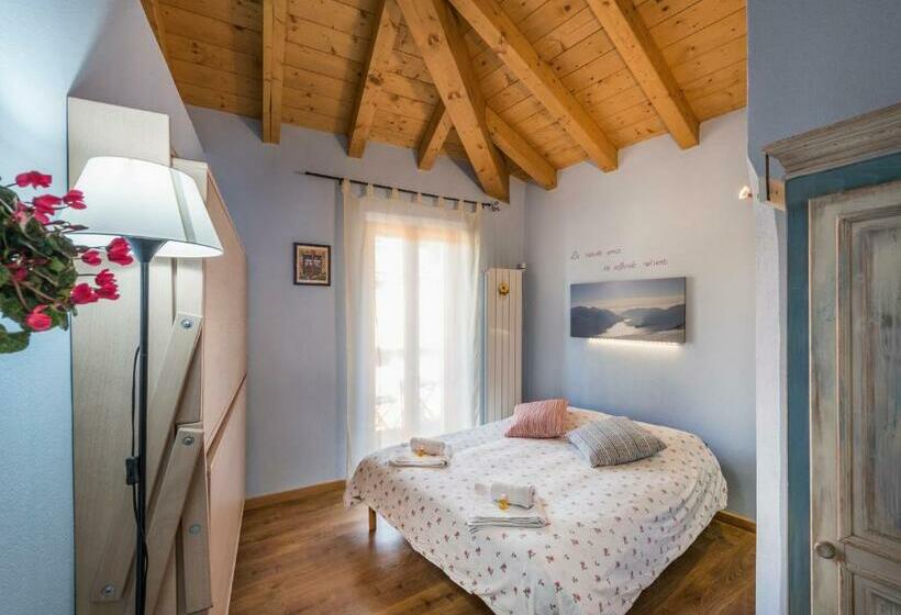 标准间, La Casa Del Poeta