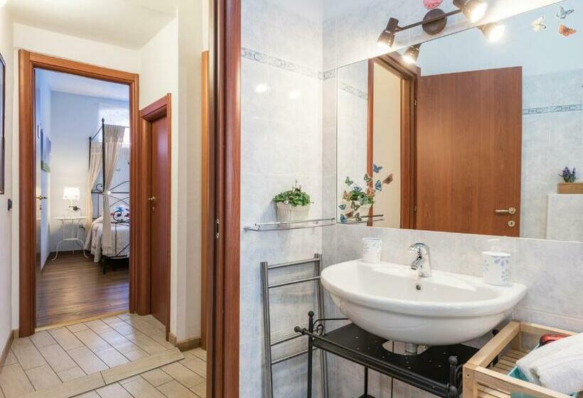 套房, La Casa Del Poeta