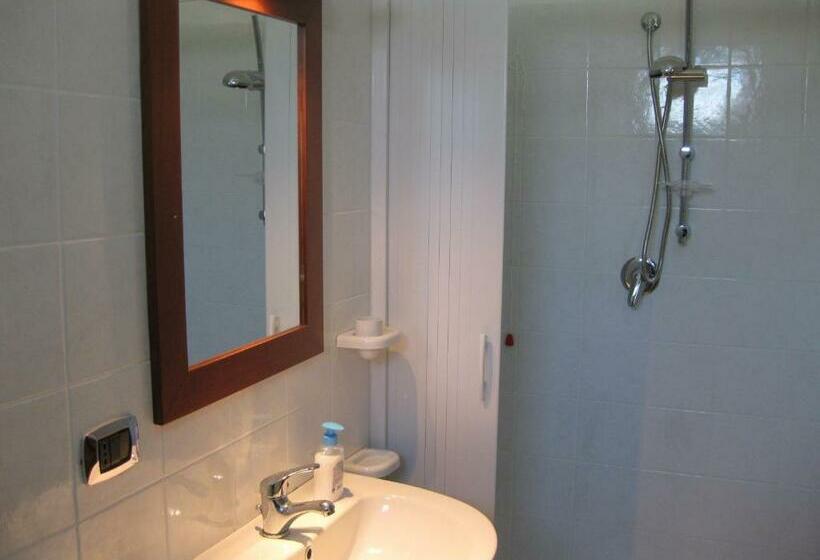 标准间, Locanda Adele