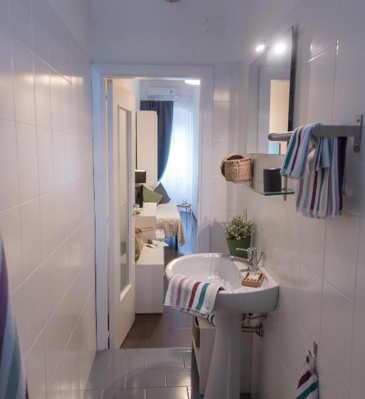 标准三人间, Matinèe