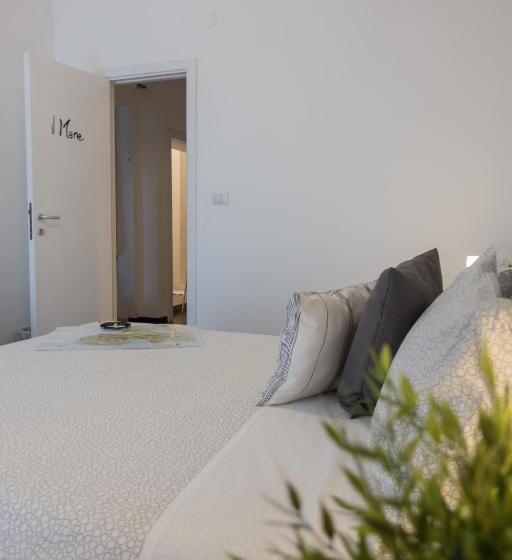 Standard room with outdoor bath, Matinèe