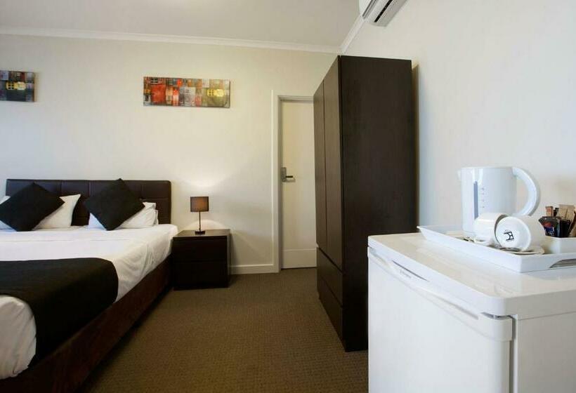 סטודיו סטנדרט, מיטה זוגית, Enfield