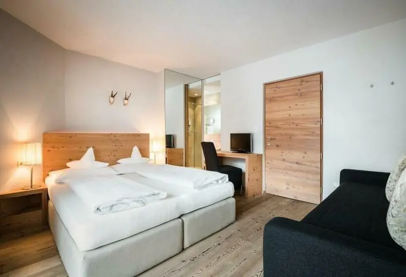 Standard-huone Parveke, Heini