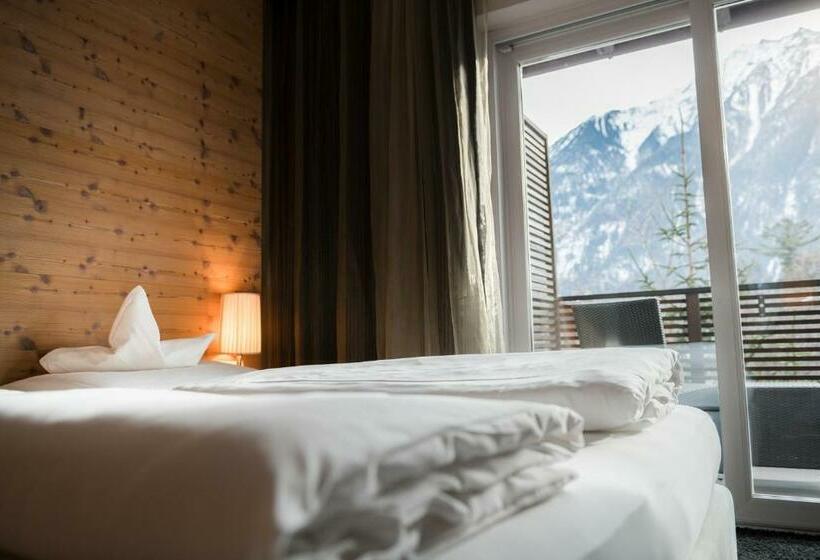 标准间带阳台, Heini