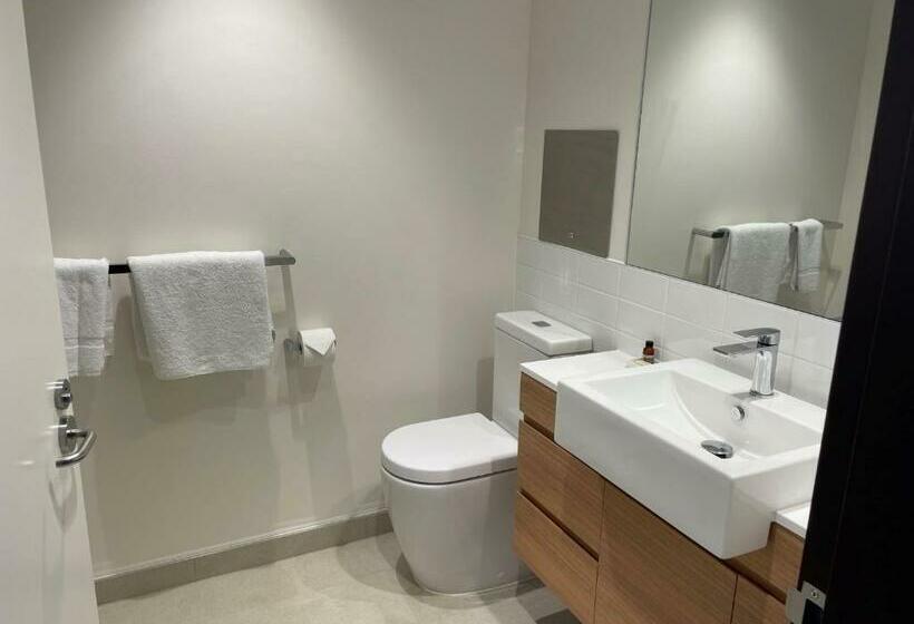 标准间, Mary Mackillop Place