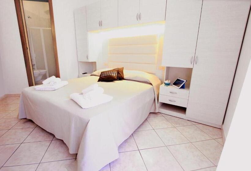 Standart Oda, Misano Hostel