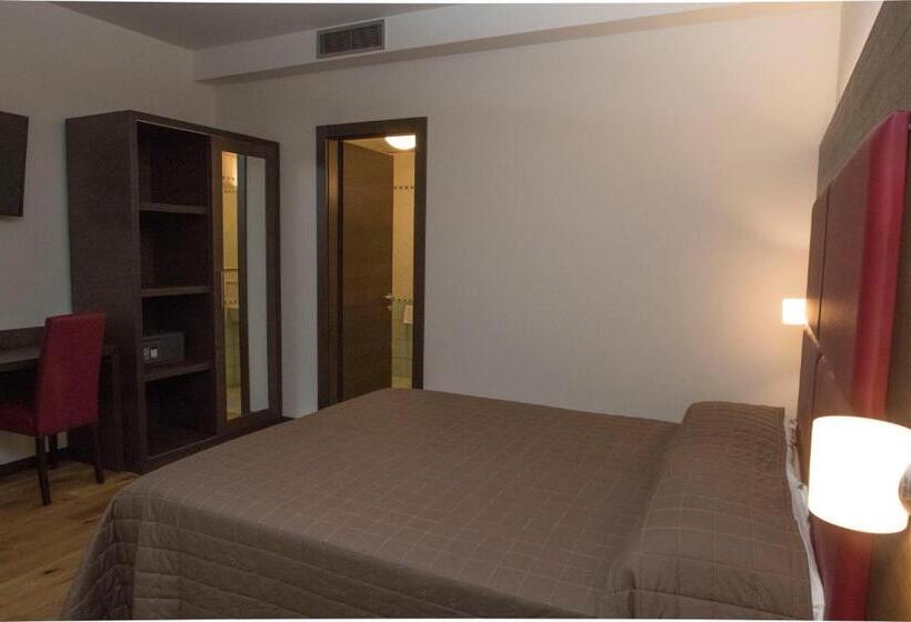 스탠다드 룸, Ristorante Da Tonino