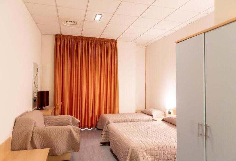 패밀리 룸, Ristorante Da Tonino