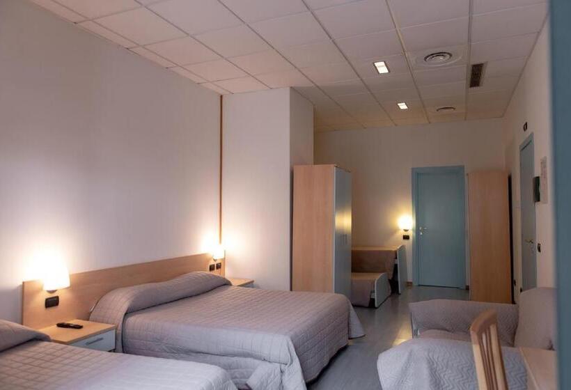 패밀리 룸, Ristorante Da Tonino